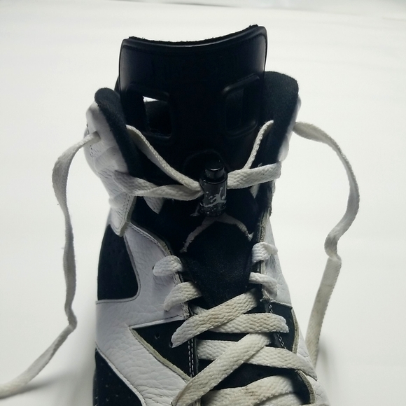 Nike Jordans 384664-101 Size 9.5 - Picture 3 of 9